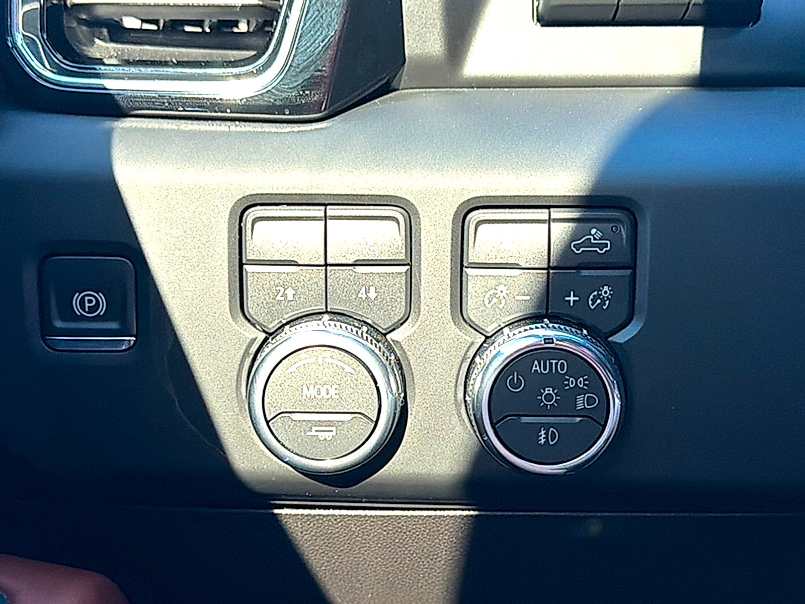 Used 2026 GMC Sierra 1500 Denali Ultimate AWD/4WD image 38