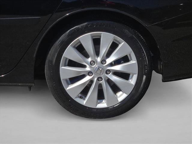 Used 2014 Honda Accord Touring image 25