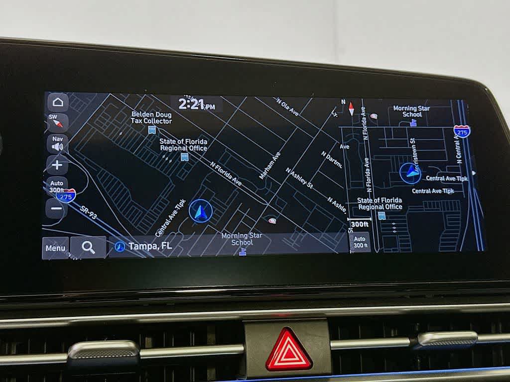 Used 2022 Hyundai Elantra Limited FWD image 27