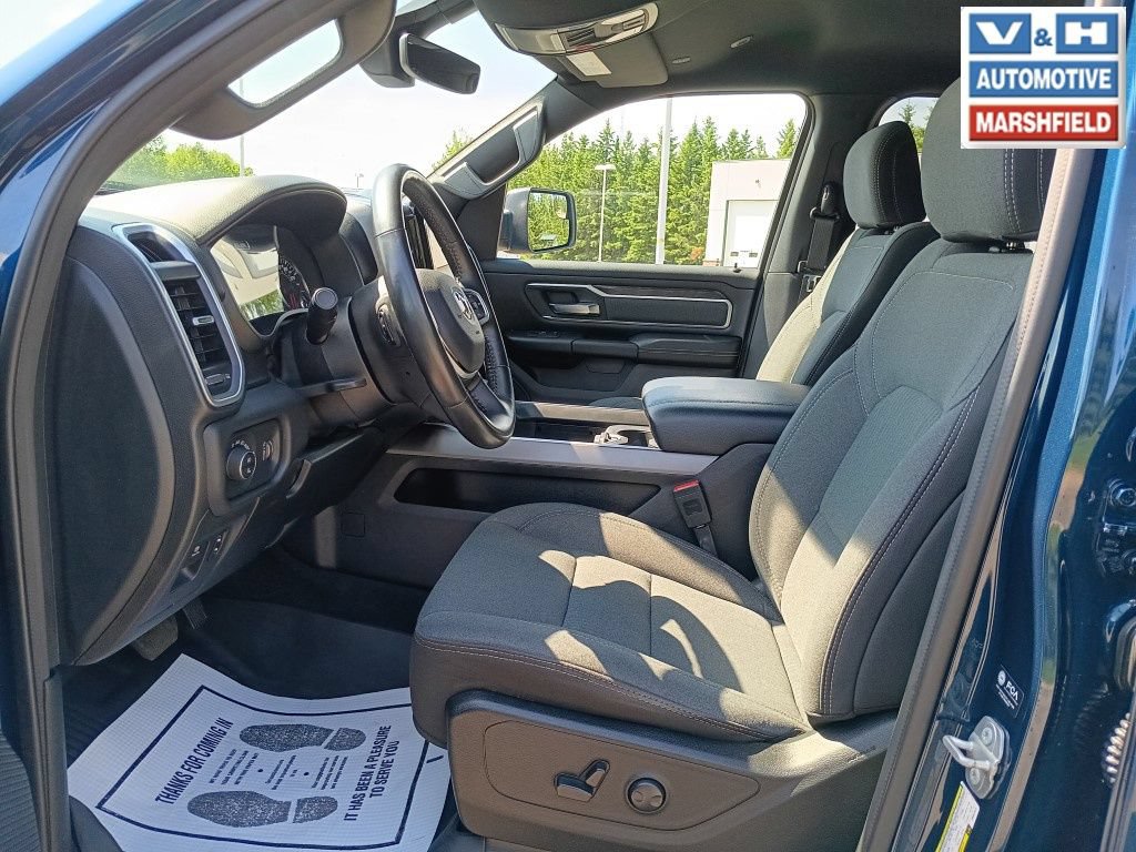Used 2023 RAM 1500 4x4 Crew Cab image 16
