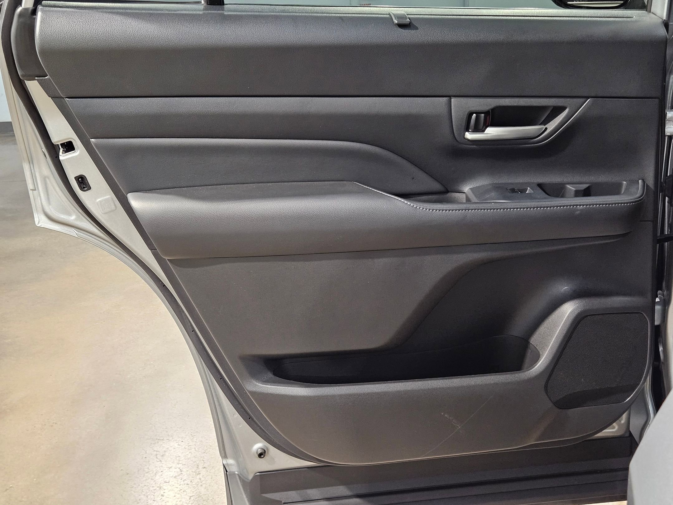 Used 2025 Toyota Grand Highlander AWD image 33