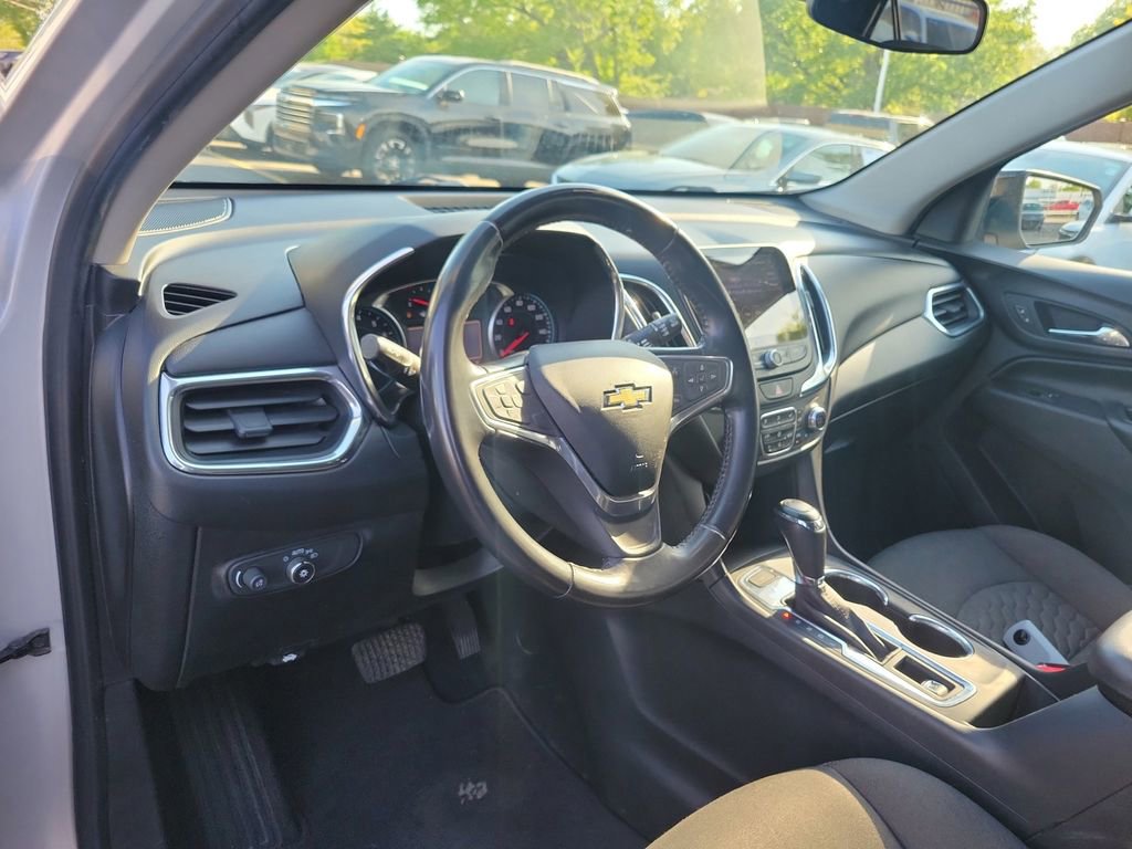 Used 2019 Chevrolet Equinox LT FWD image 21