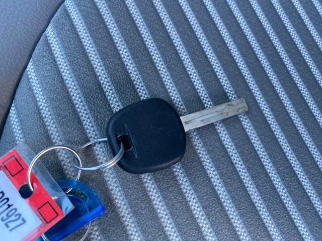 Used 2020 Toyota Camry SE image 25