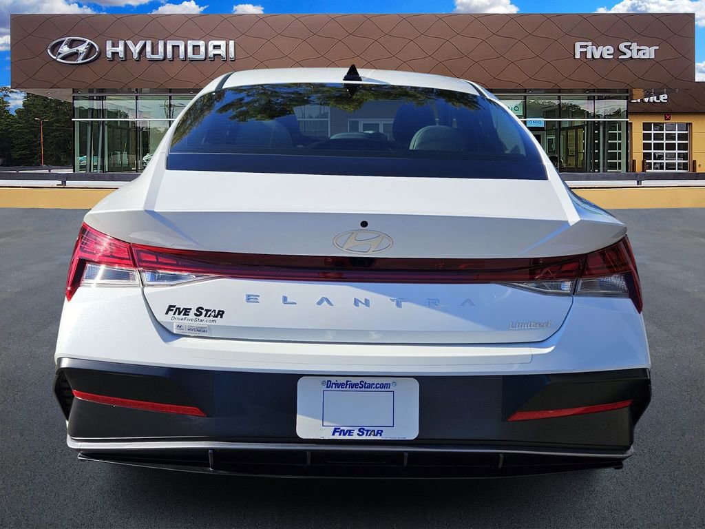 New 2025 Hyundai Elantra Limited image 6