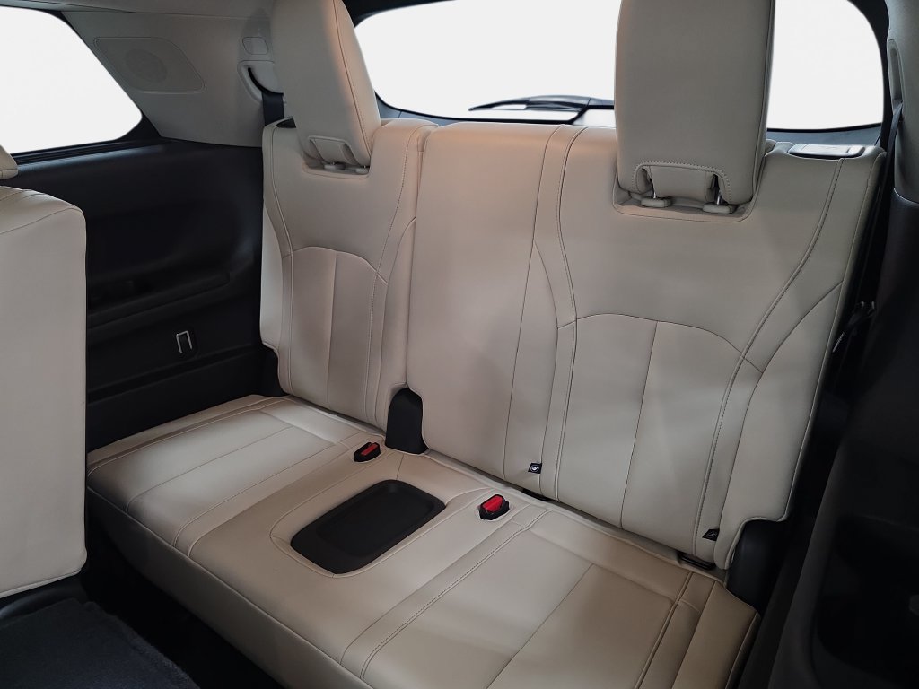 Certified 2024 INFINITI QX60 Luxe w/ Performance Audio Package AWD/4WD image 34