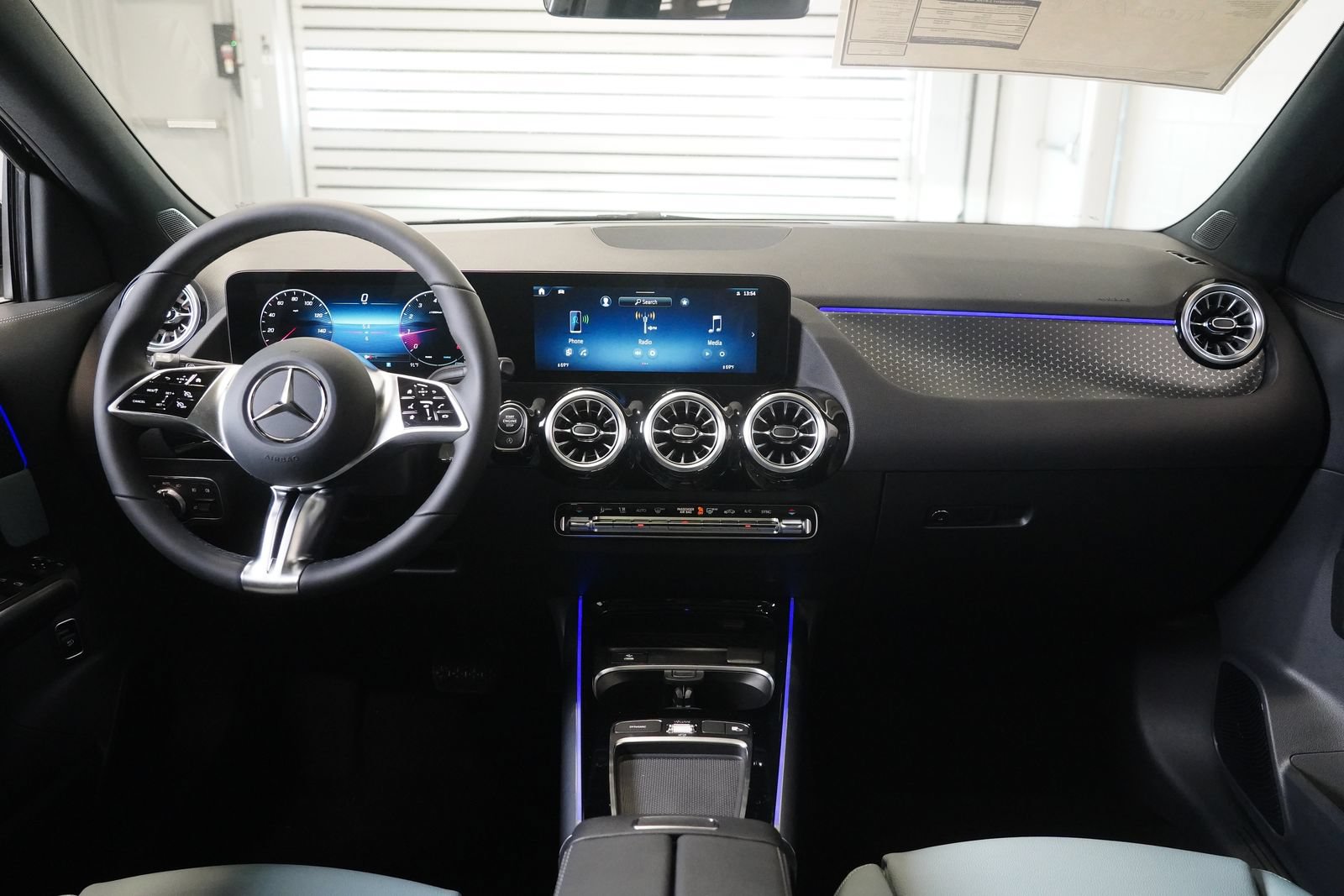 New 2026 Mercedes-Benz GLA 250 4MATIC image 17