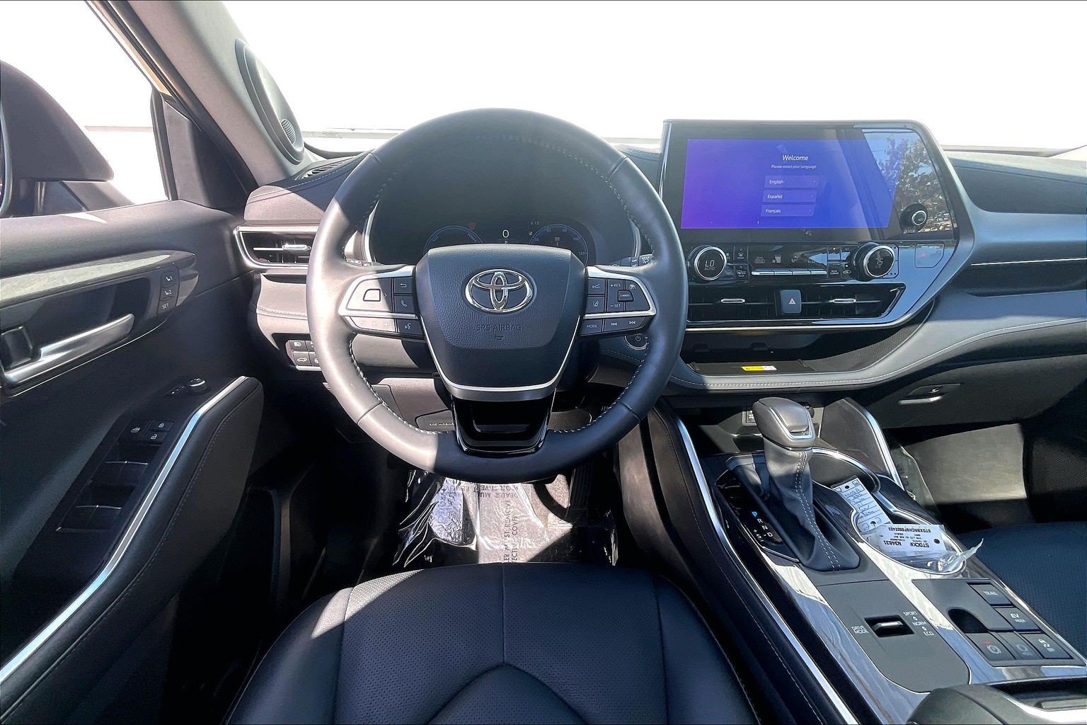 Used 2023 Toyota Highlander Limited AWD/4WD image 6