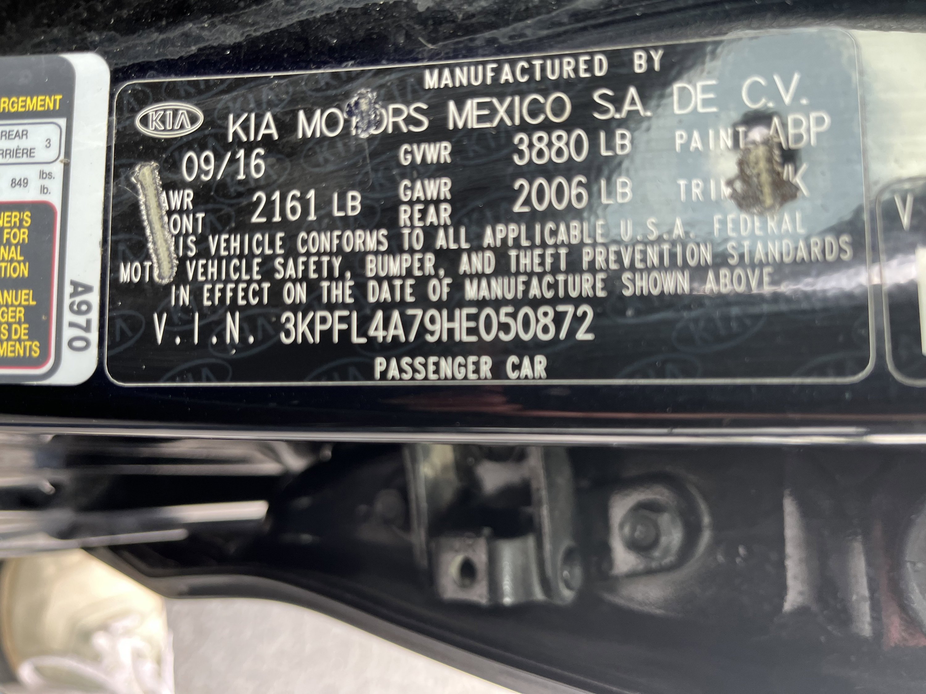 Used 2017 Kia Forte S w/ S Technology Package FWD image 19