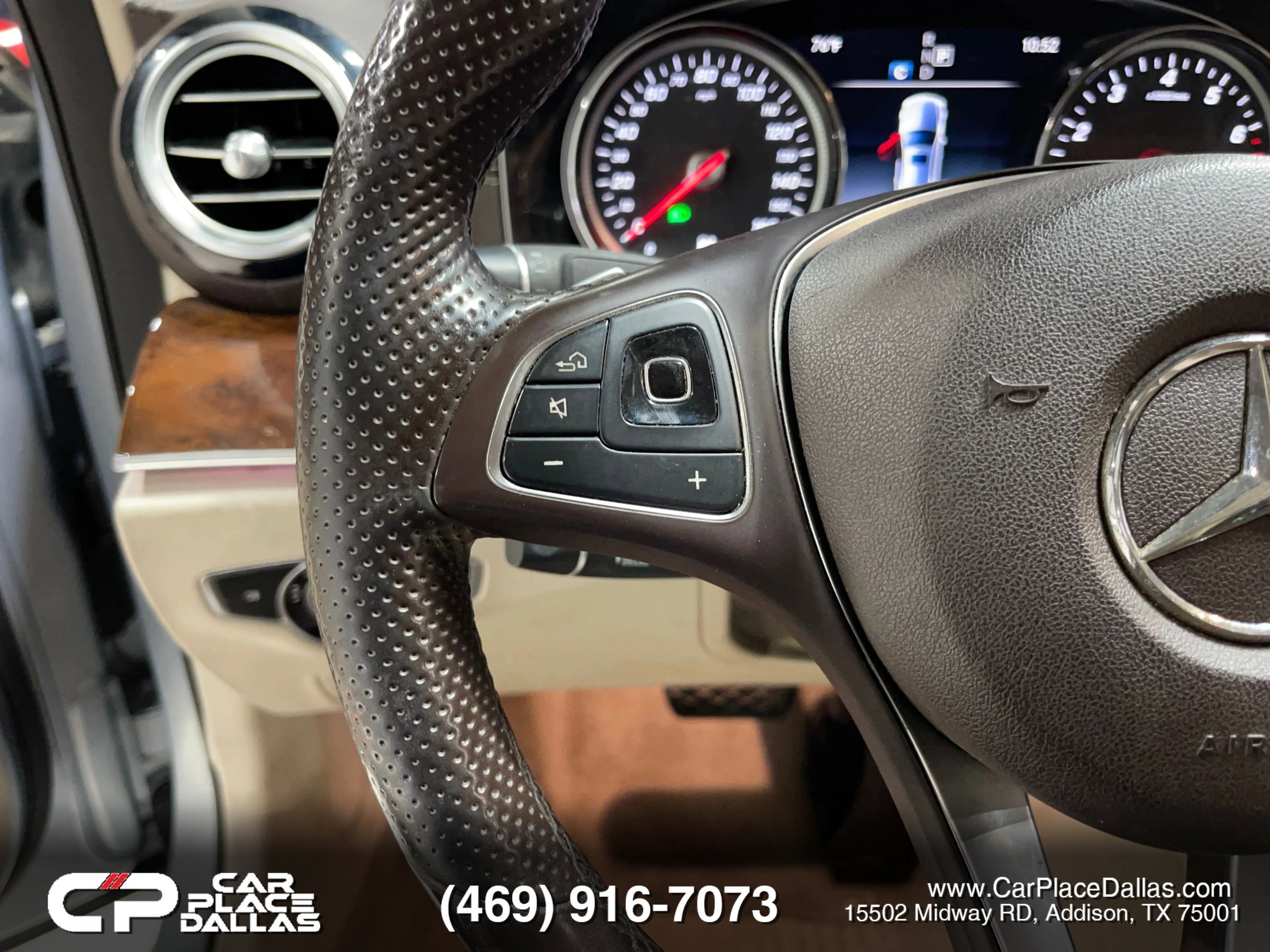 Used 2017 Mercedes-Benz E 300 4MATIC w/ Premium 1 Package image 41