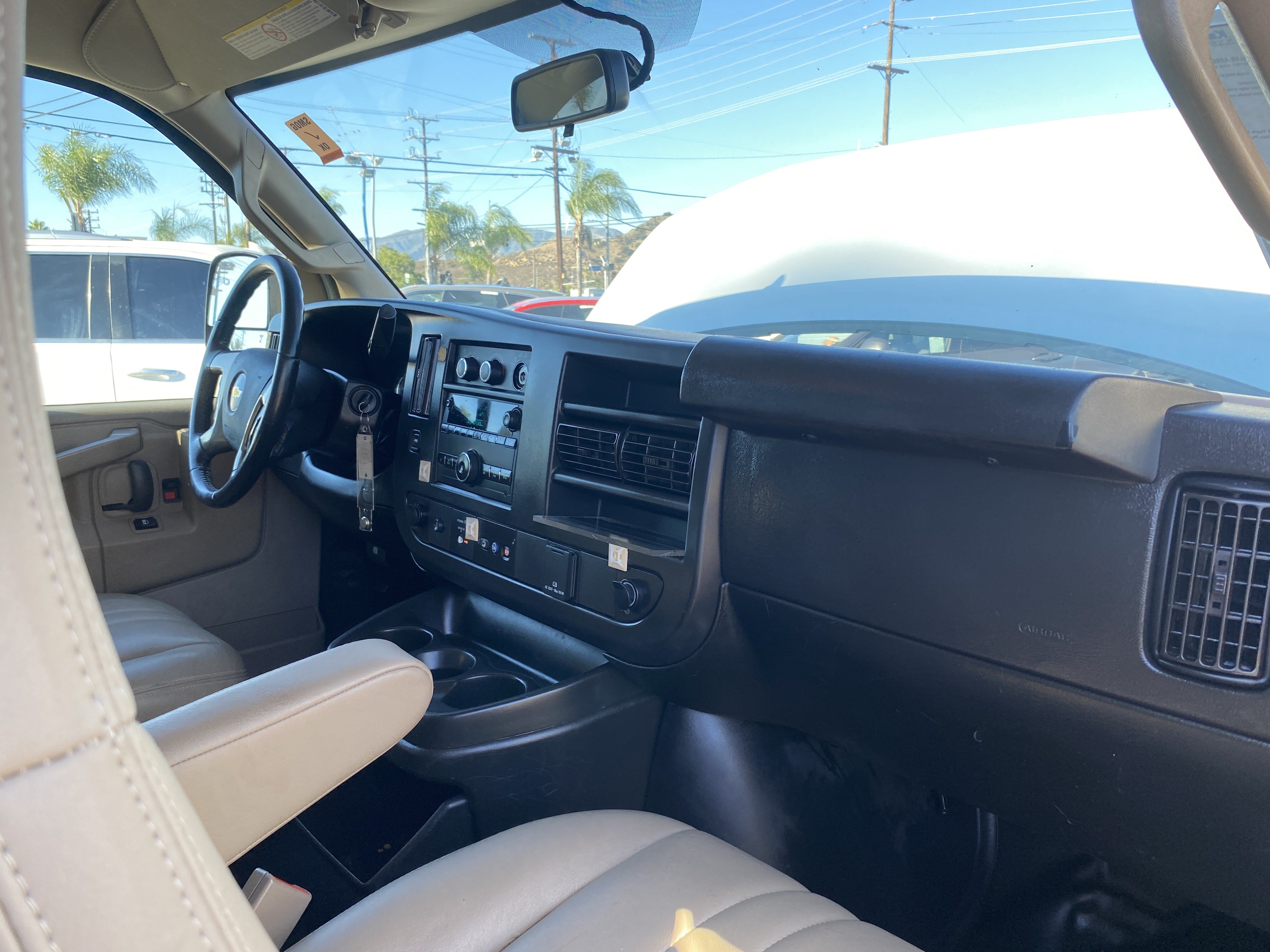 Used 2019 Chevrolet Express 2500 w/ Driver Convenience Package RWD image 27