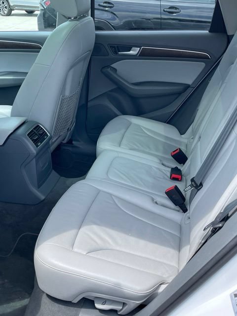 Used 2017 Audi Q5 2.0T Premium AWD/4WD image 6