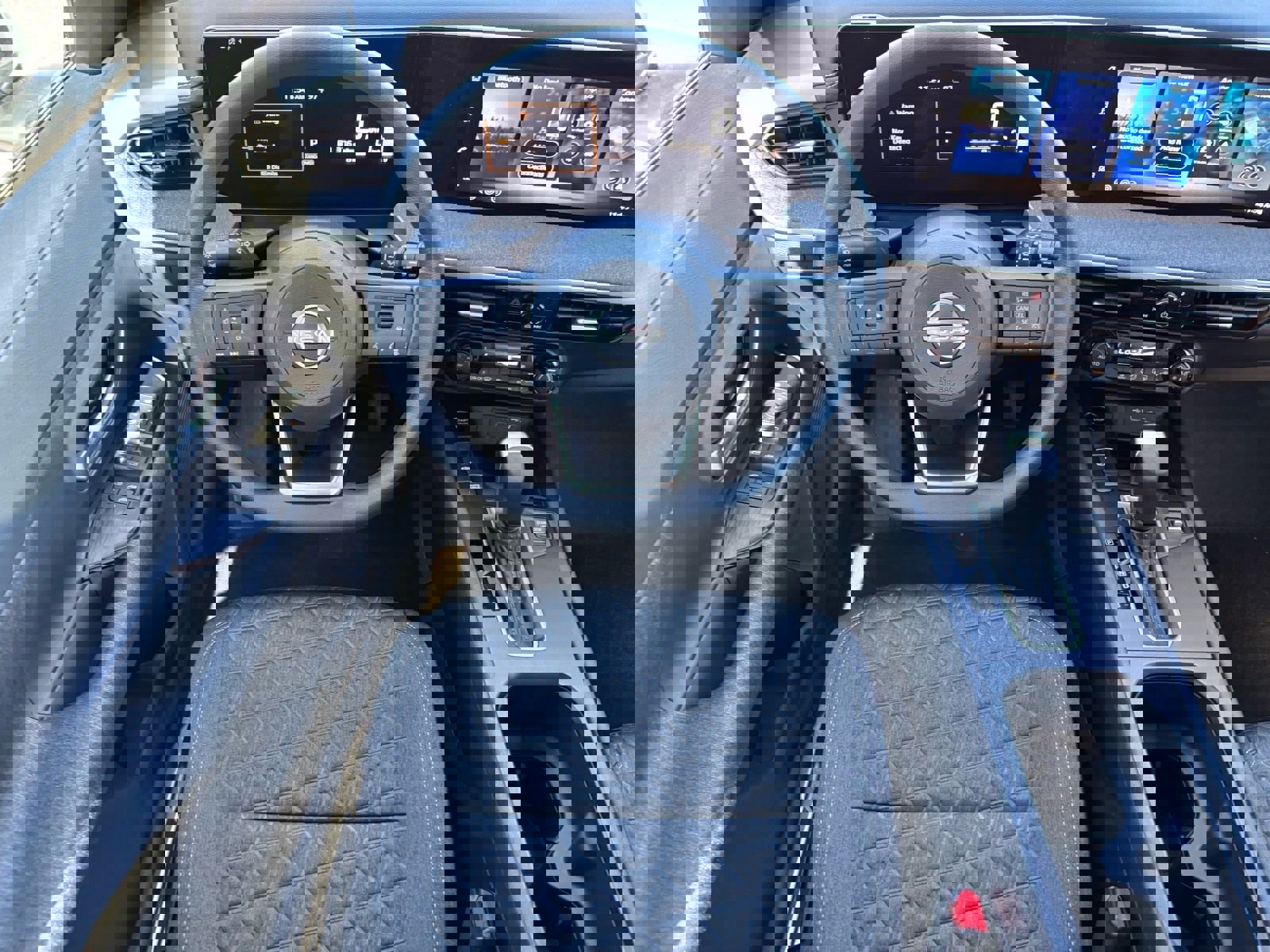 New 2026 Nissan Kicks SV image 15