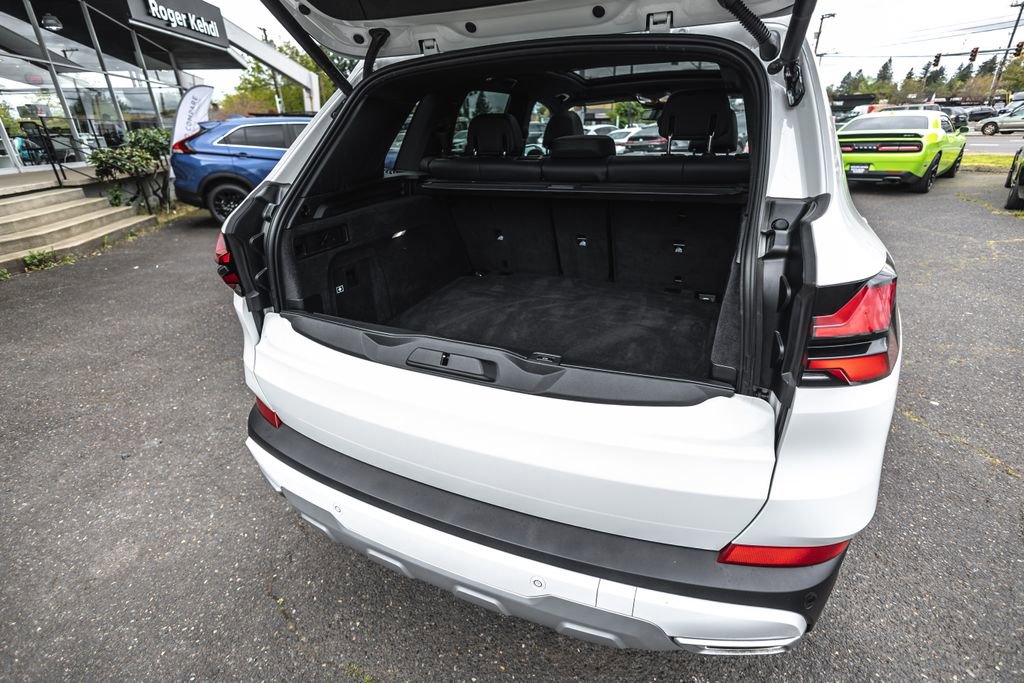 Used 2026 BMW X5 xDrive40i AWD/4WD image 36
