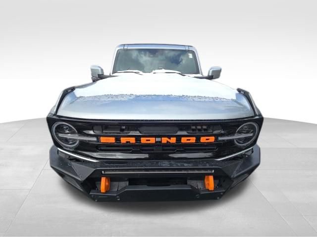 Used 2023 Ford Bronco Outer Banks image 10