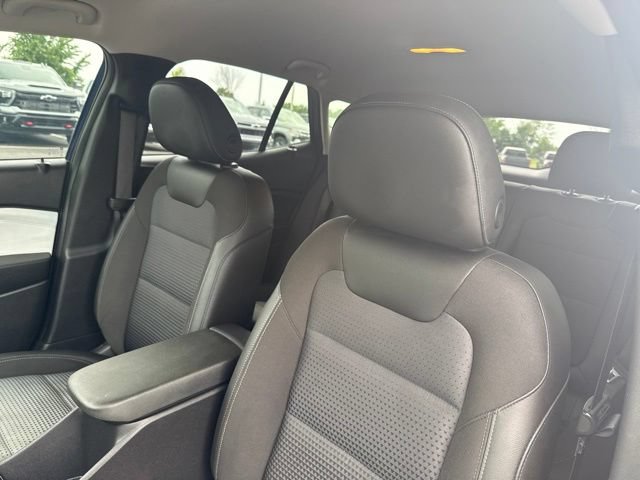 Used 2024 Chevrolet Trax LT w/ Driver Confidence Package FWD image 24