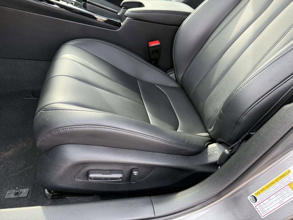 Certified 2024 Acura Integra image 12