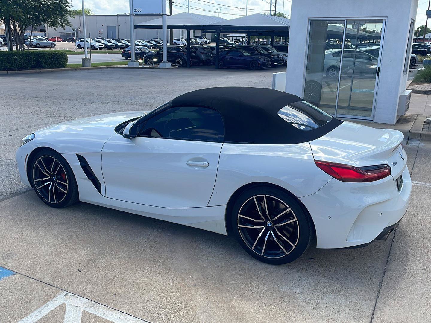 Used 2022 BMW Z4 sDrive30i w/ Premium Package RWD image 10
