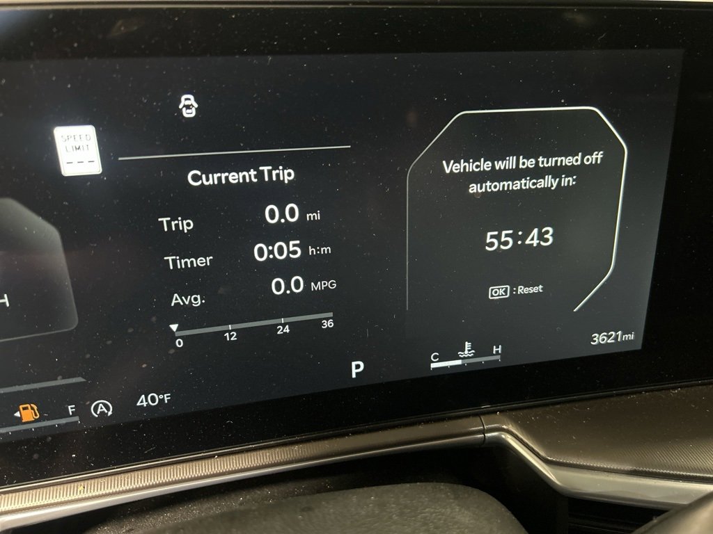 Used 2025 Kia Sorento SX image 3