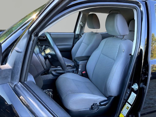 Used 2022 Toyota Tacoma SR w/ SR Convenience Package RWD image 23