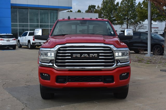 Used 2024 RAM 3500 Limited image 2