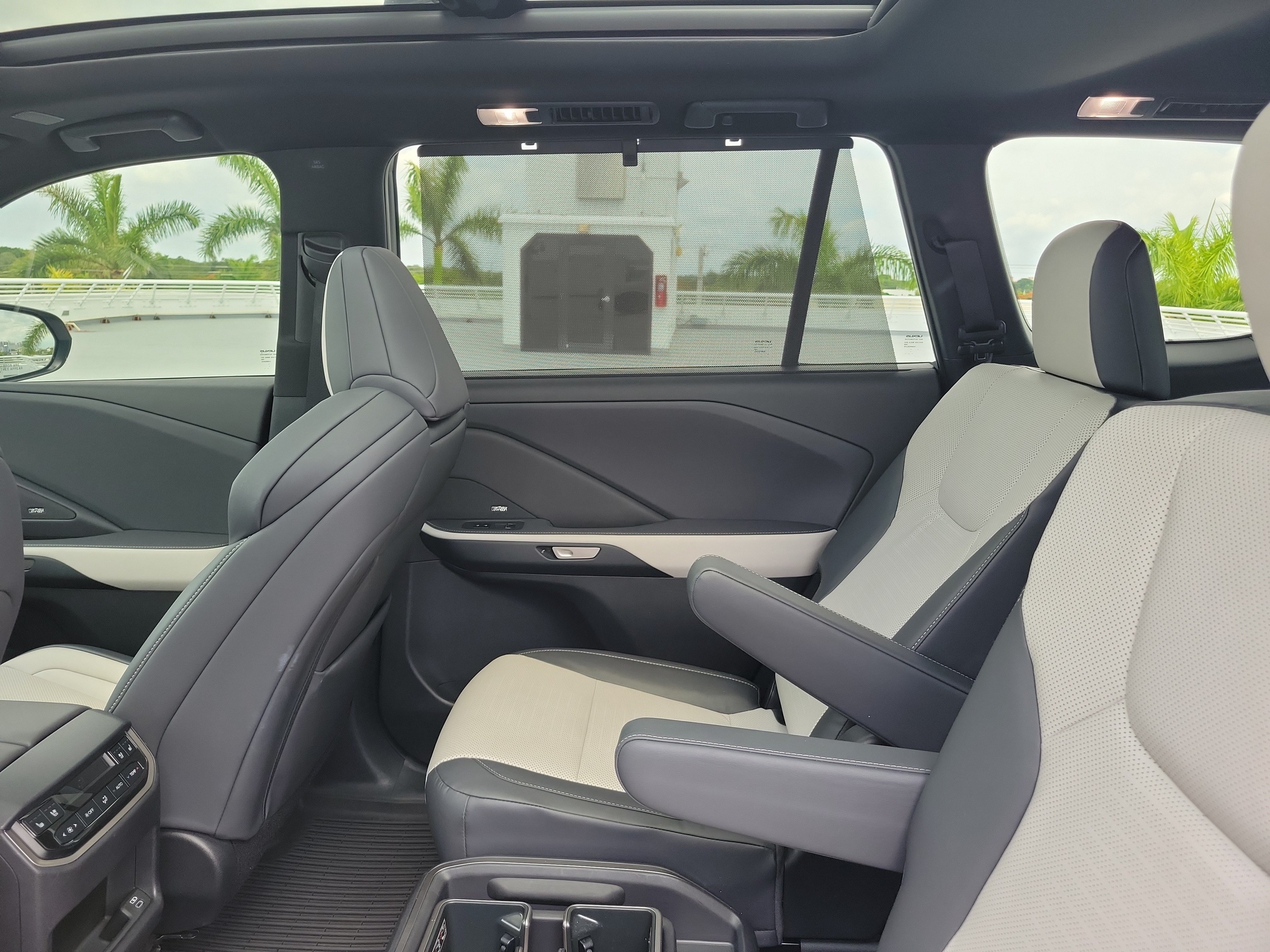 Certified 2025 Lexus TX 350 AWD w/ Technology Package image 15