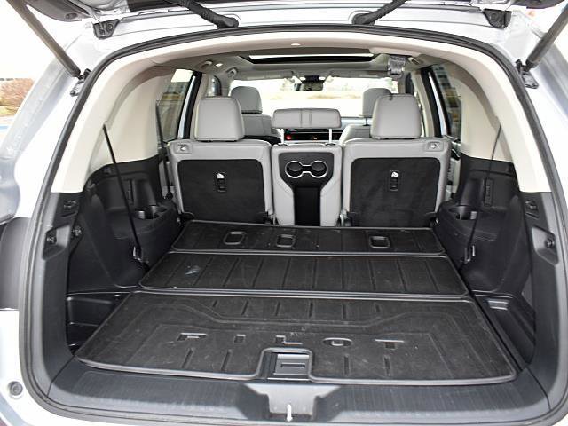 Used 2024 Honda Pilot Touring image 7