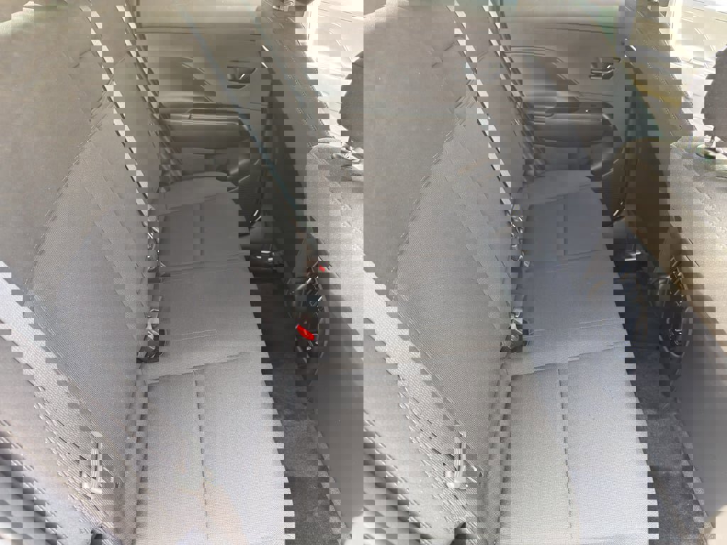 Used 2025 Hyundai Kona SEL image 26