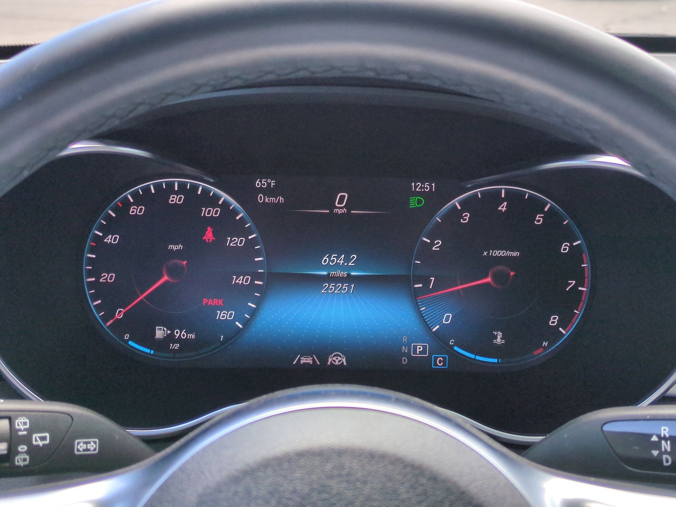 Used 2020 Mercedes-Benz GLC 300 4MATIC image 20