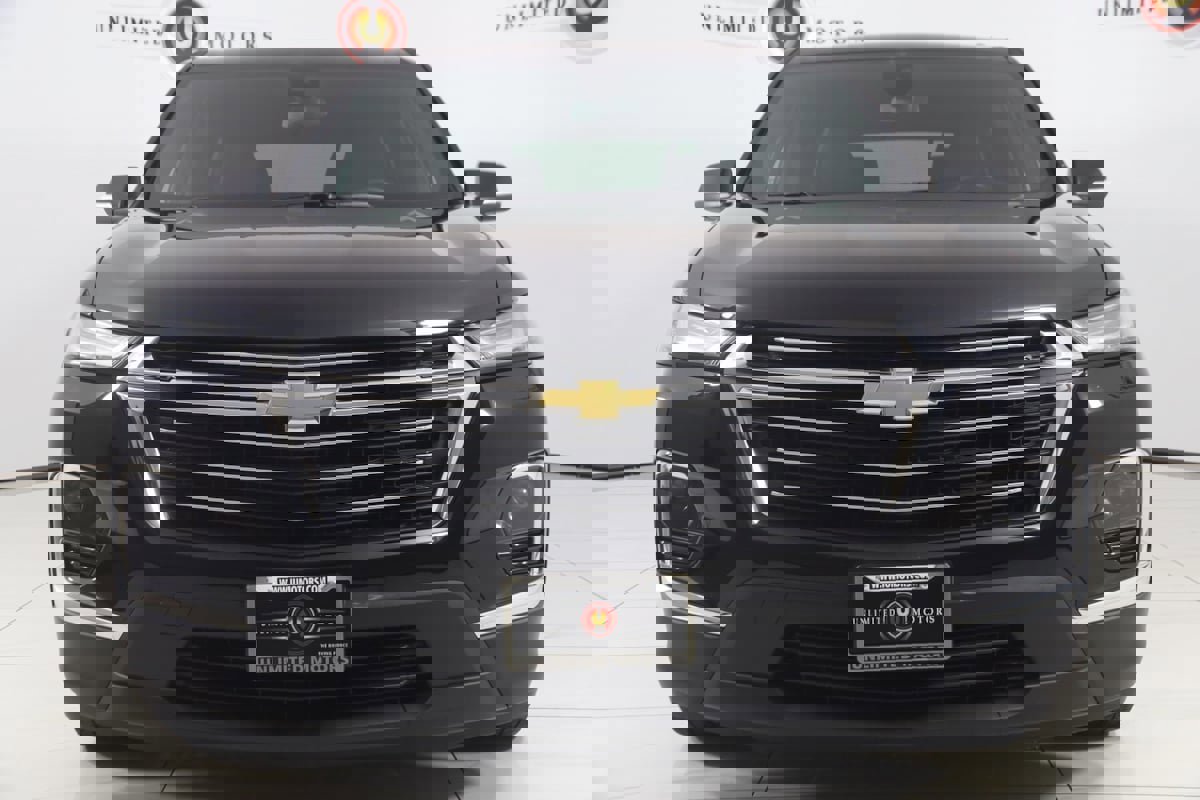 Used 2023 Chevrolet Traverse LT w/ LPO, Cargo Package image 50