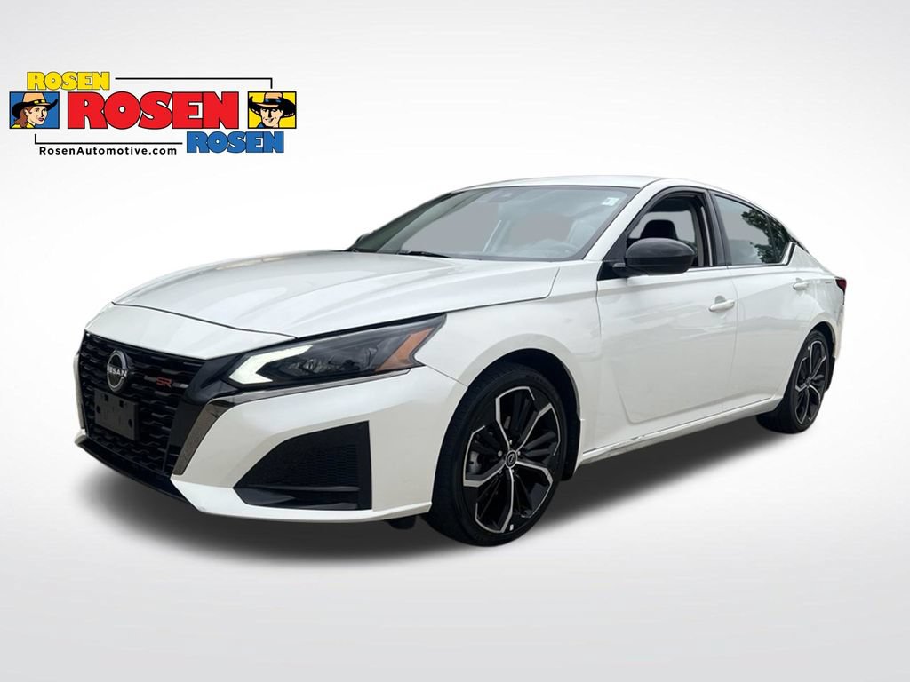 Used 2024 Nissan Altima 2.5 SR FWD image 1