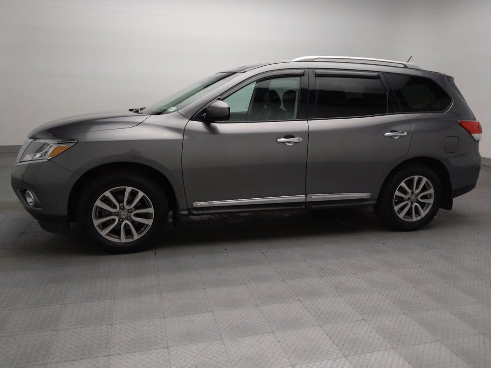 Used 2016 Nissan Pathfinder SL w/ SL Tech Package AWD/4WD image 2