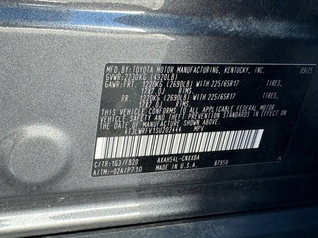 Certified 2025 Toyota RAV4 LE AWD/4WD image 23