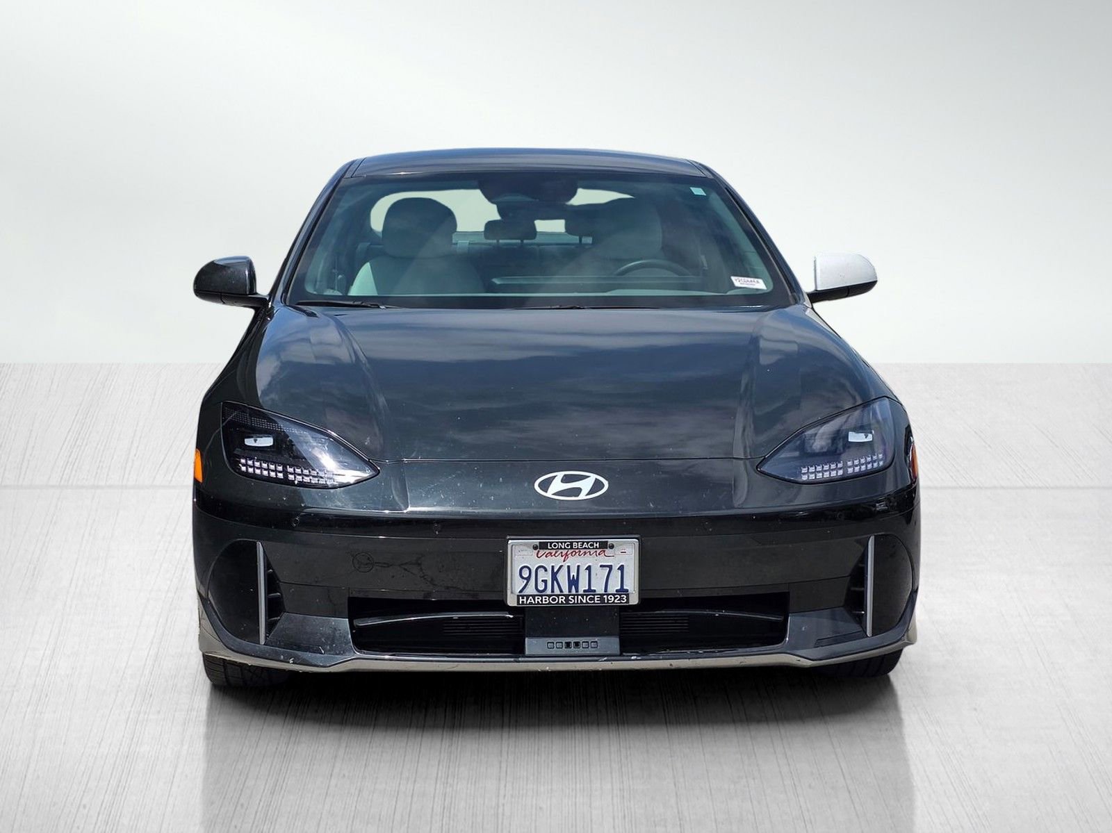 Used 2023 Hyundai Ioniq 6 SEL RWD image 2
