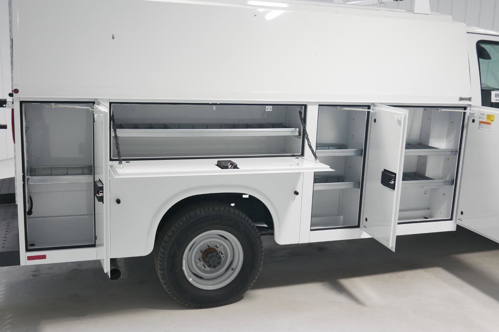 New 2026 Ford E-350 and Econoline 350 Super Duty w/ Power Equipment Group RWD image 10
