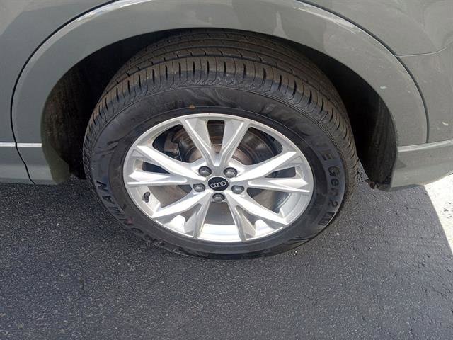 Used 2023 Audi Q3 2.0T Premium image 31