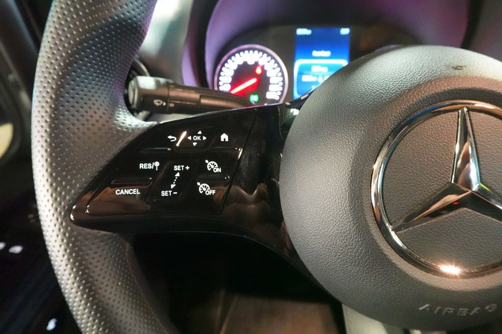 Used 2025 Mercedes-Benz Sprinter 2500 image 8