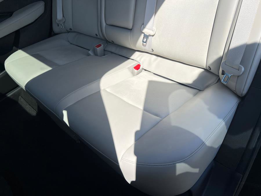 Used 2024 Nissan Ariya FWD image 46