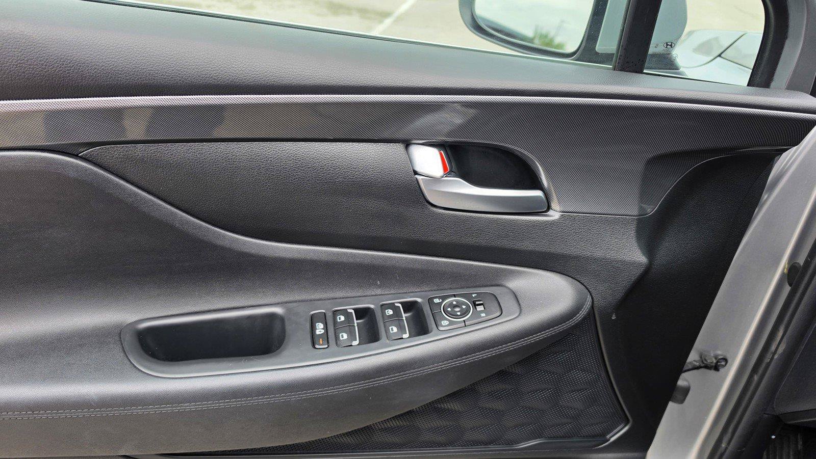 Used 2023 Hyundai Santa Fe SE AWD/4WD image 23