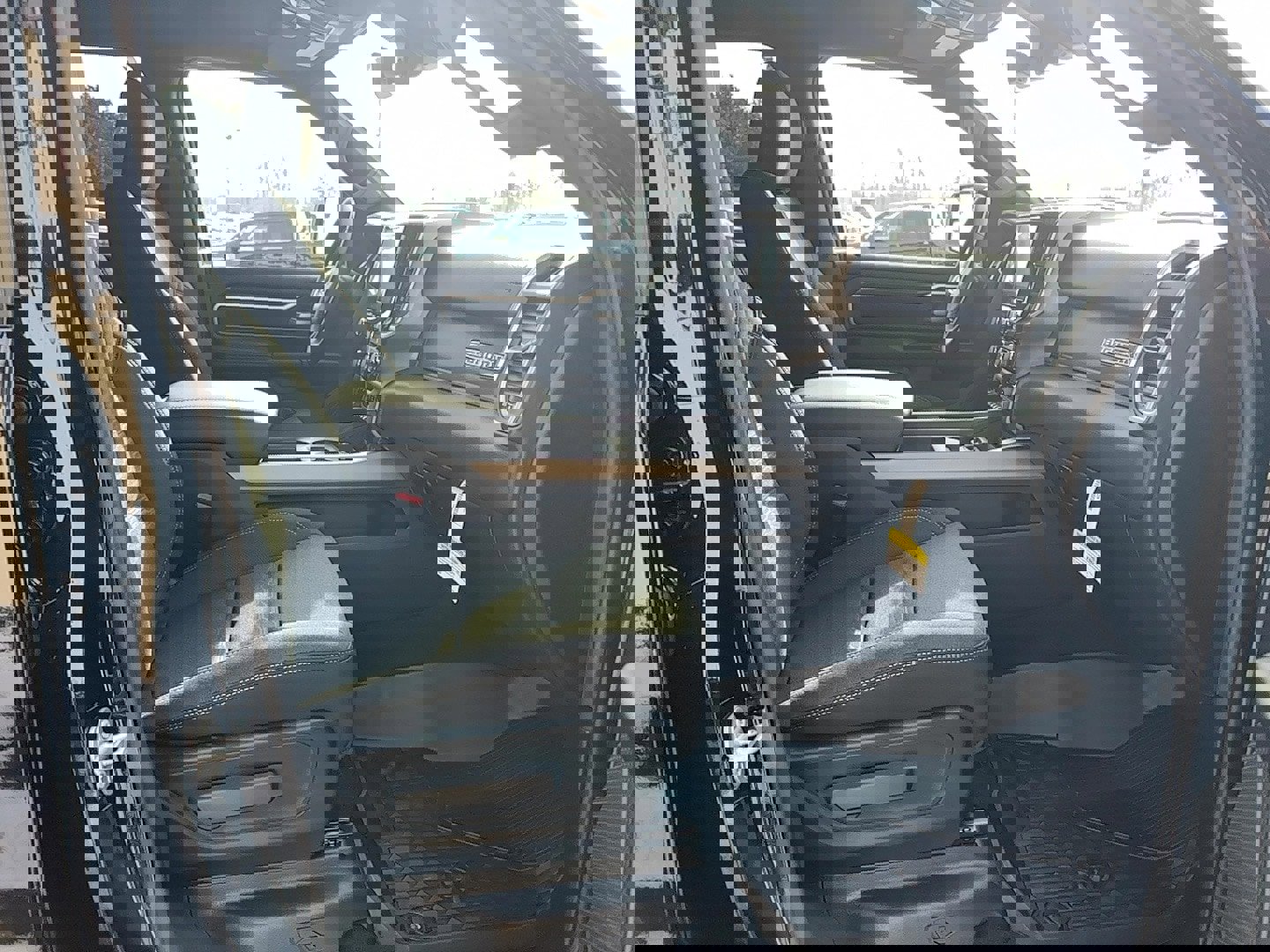 New 2025 RAM 1500 Big Horn w/ Night Edition image 6