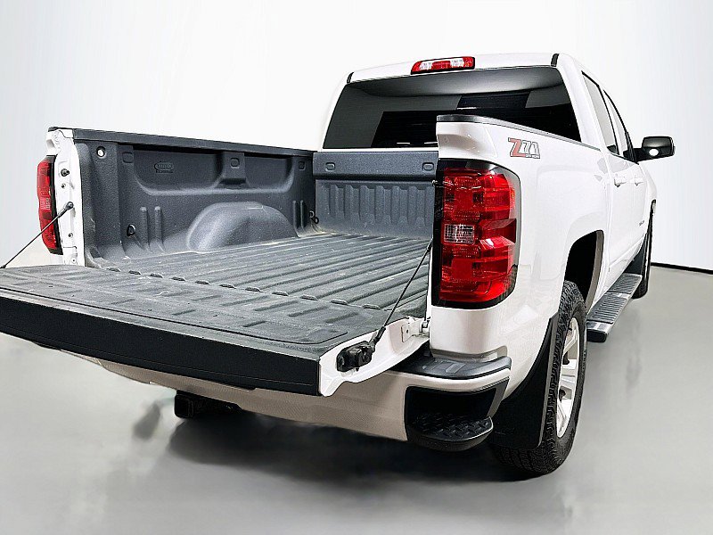 Used 2018 Chevrolet Silverado 1500 LT w/ All Star Edition image 23