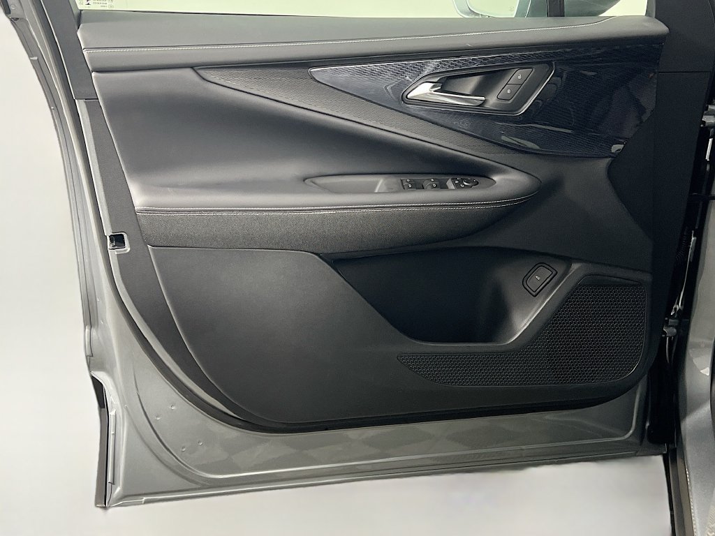 New 2026 Chevrolet Blazer EV LT FWD image 18