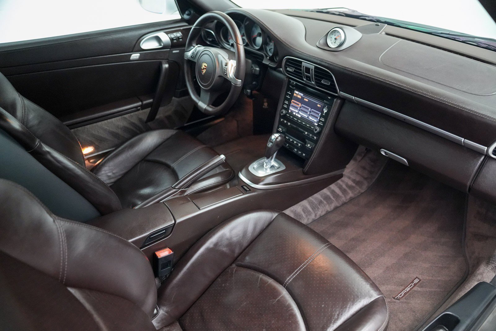 Used 2010 Porsche 911 Carrera S image 19