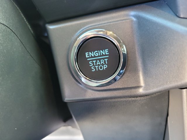 Certified 2025 Ford F150 XLT w/ Equipment Group 302A MID AWD/4WD image 31