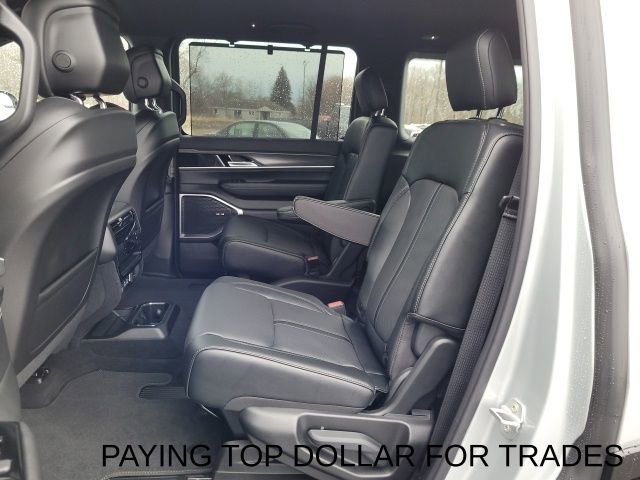 Used 2023 Jeep Wagoneer Series III w/ Convenience Group I image 6