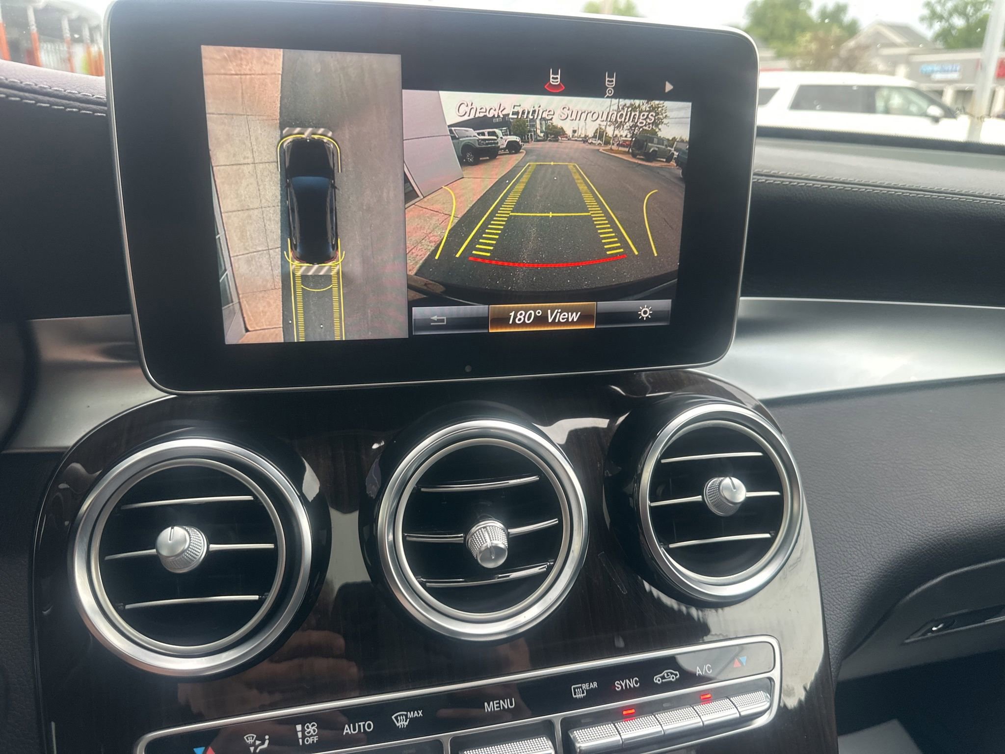 Used 2018 Mercedes-Benz GLC 300 4MATIC Coupe image 23