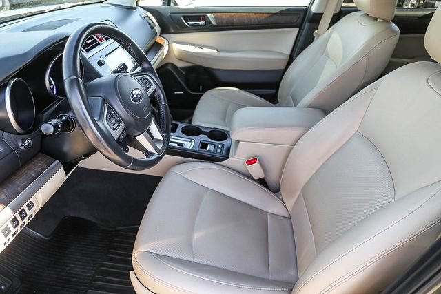 Used 2017 Subaru Outback 3.6R Limited AWD/4WD image 20