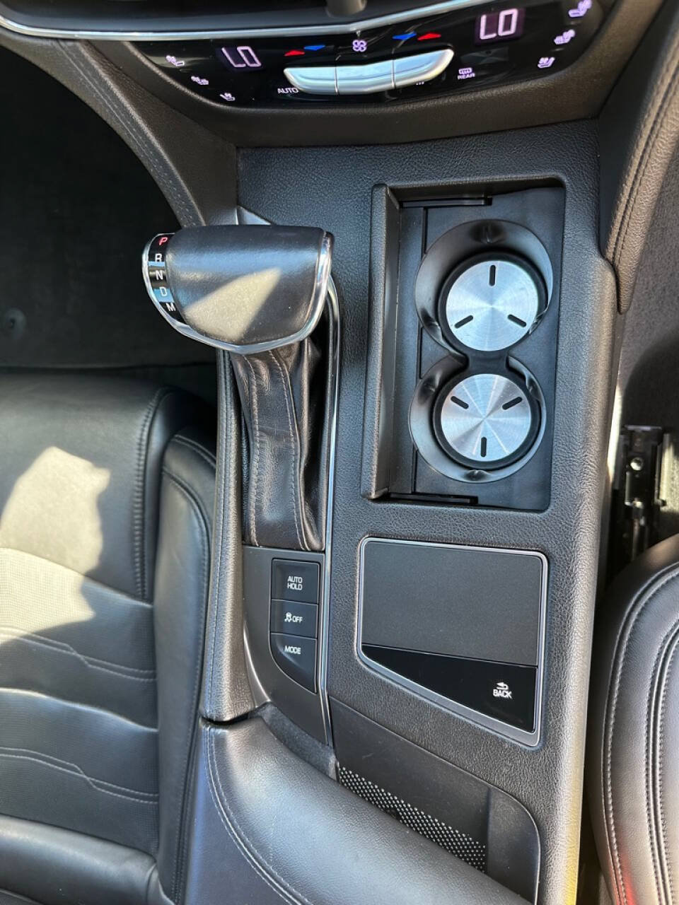 Used 2018 Cadillac CT6 Luxury AWD/4WD image 9