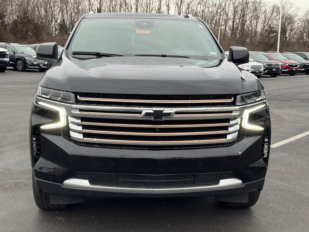 Used 2024 Chevrolet Suburban High Country image 12