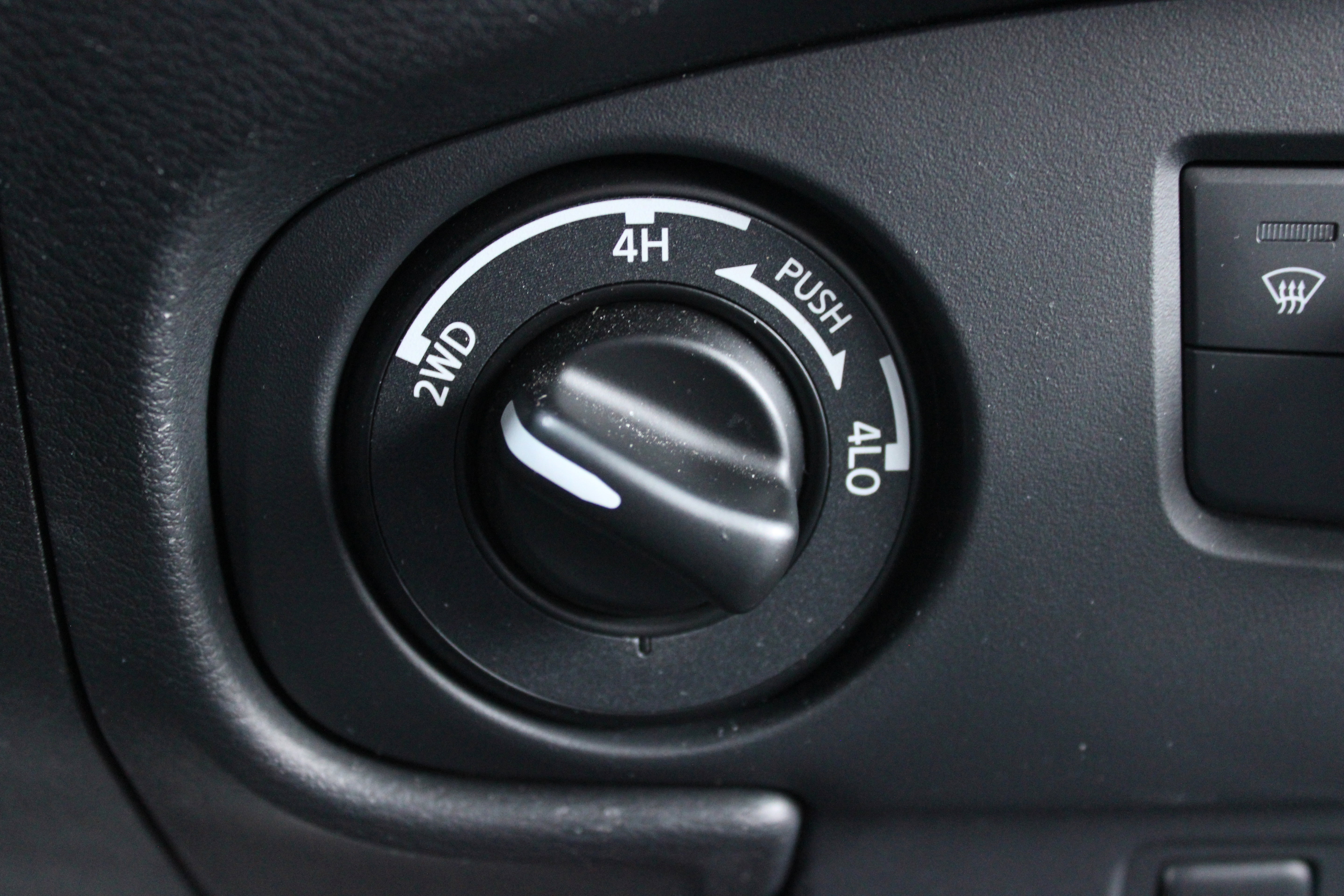 Certified 2024 Nissan Frontier PRO-4X w/ Technology Package image 17