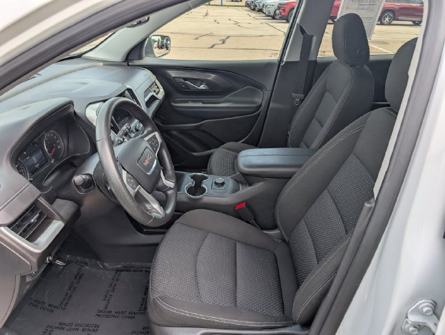 Used 2024 GMC Terrain SLE FWD image 12